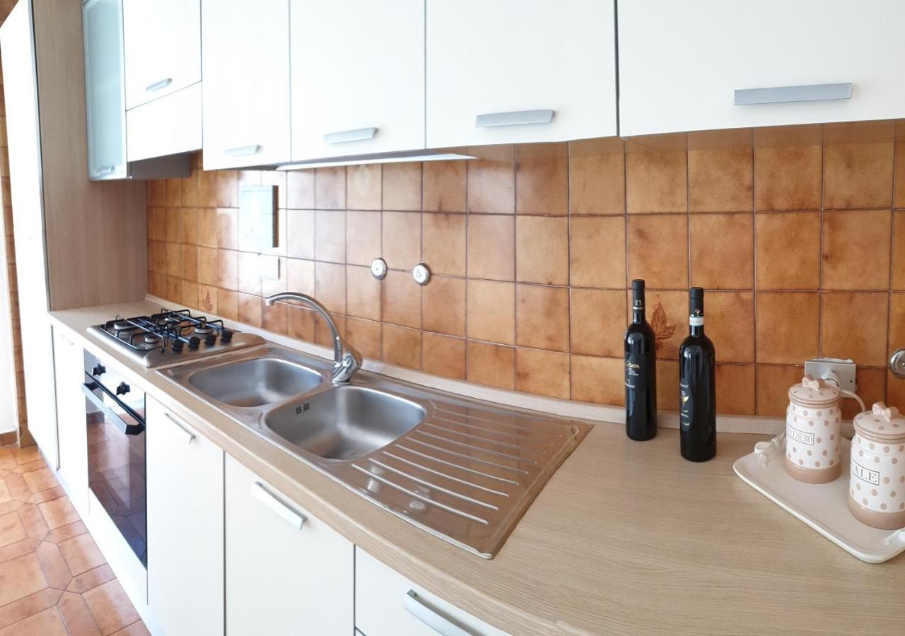 Holiday Apartments Lacco Ameno  ภายนอก รูปภาพ